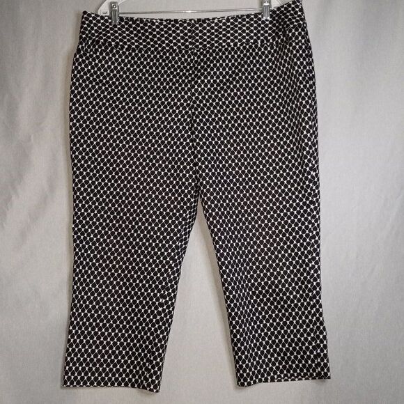 Worthington Modern Fit Black/White Capri Pants Women's Plus Size 18 - Picture 1 of 9